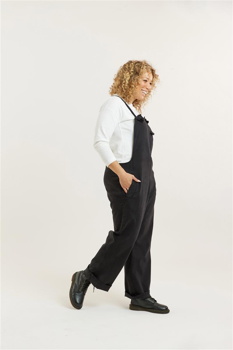 Tencel Relaxed Fit Latzhose Modell: Lou-Barker