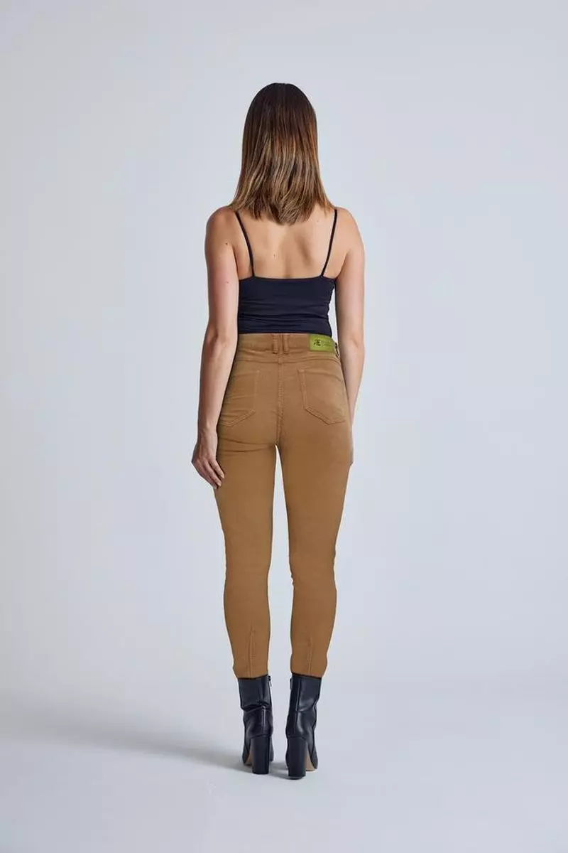 High Waist Cordhose Modell: Nina