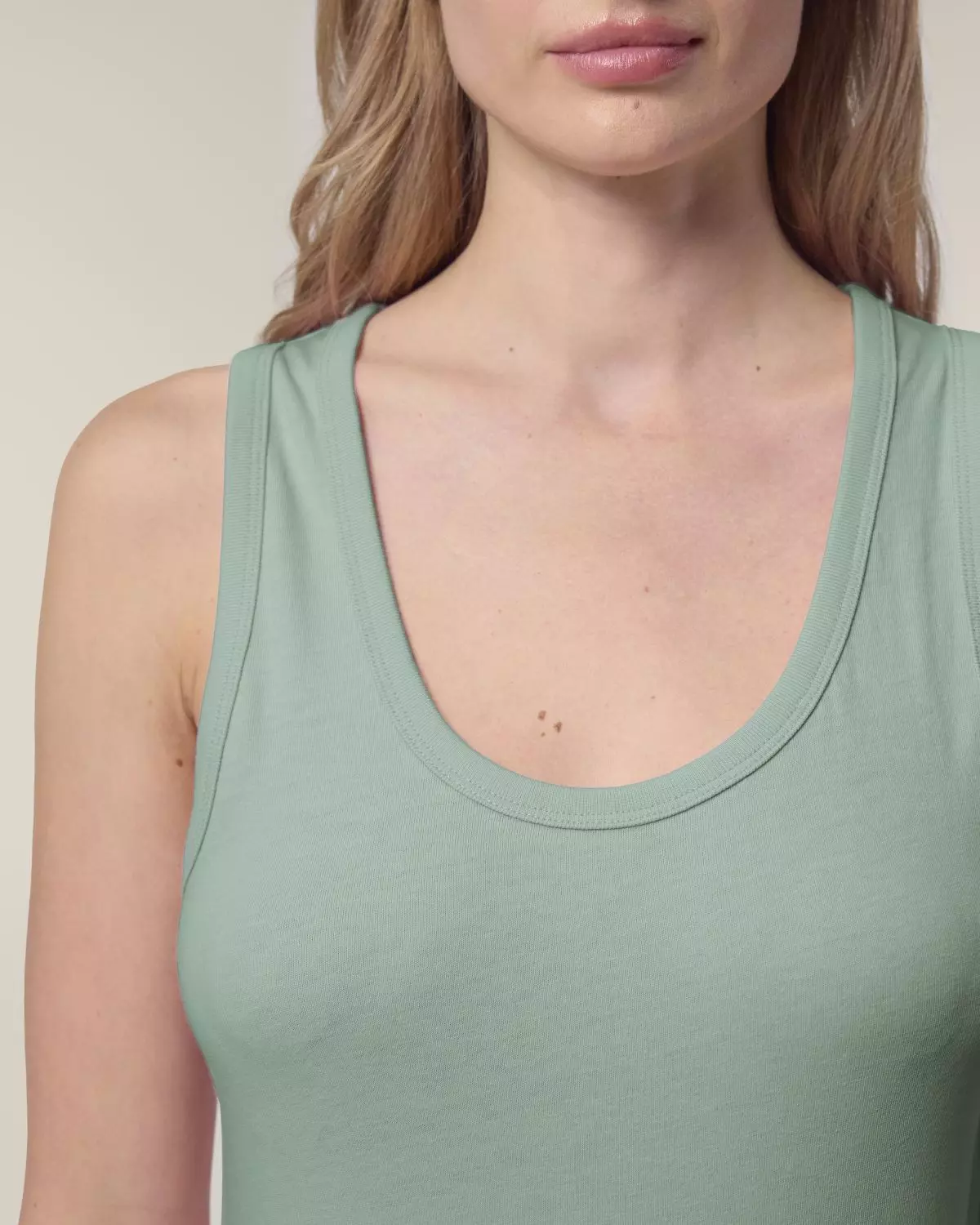 Basic Top Modell: Aval