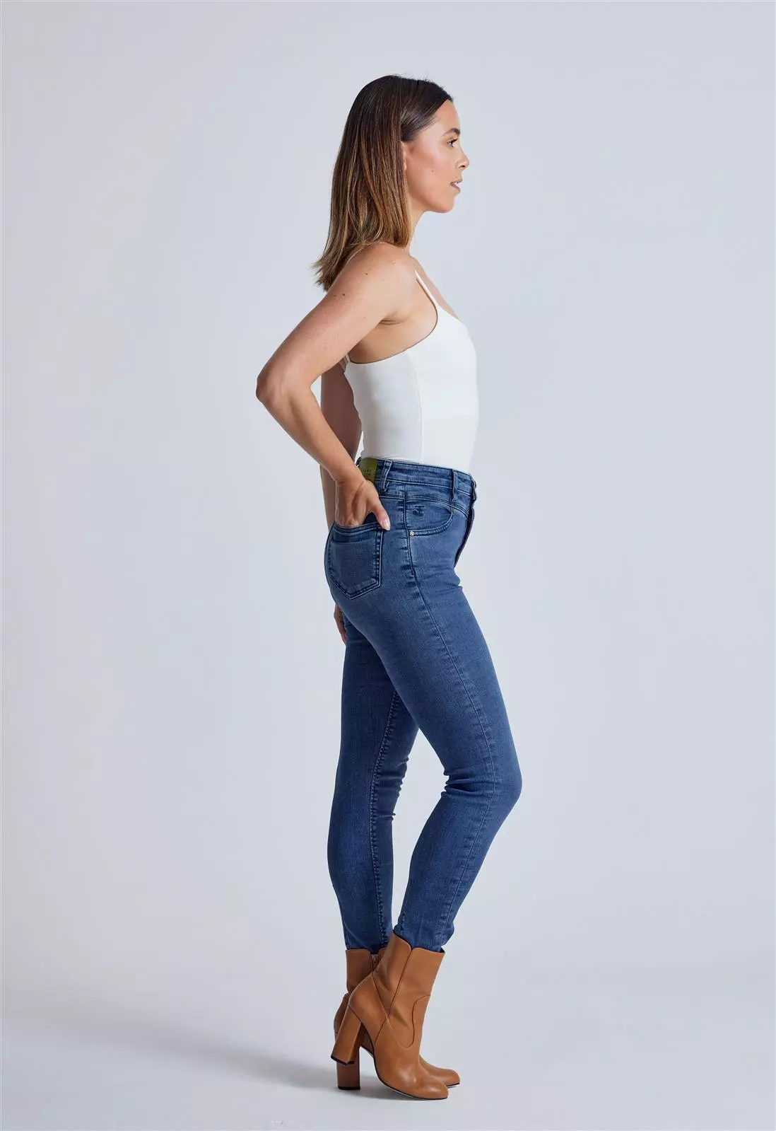 Flax and Loom Ecom photography9128.JPG High Waist Skinny Jeans Modell: Nina