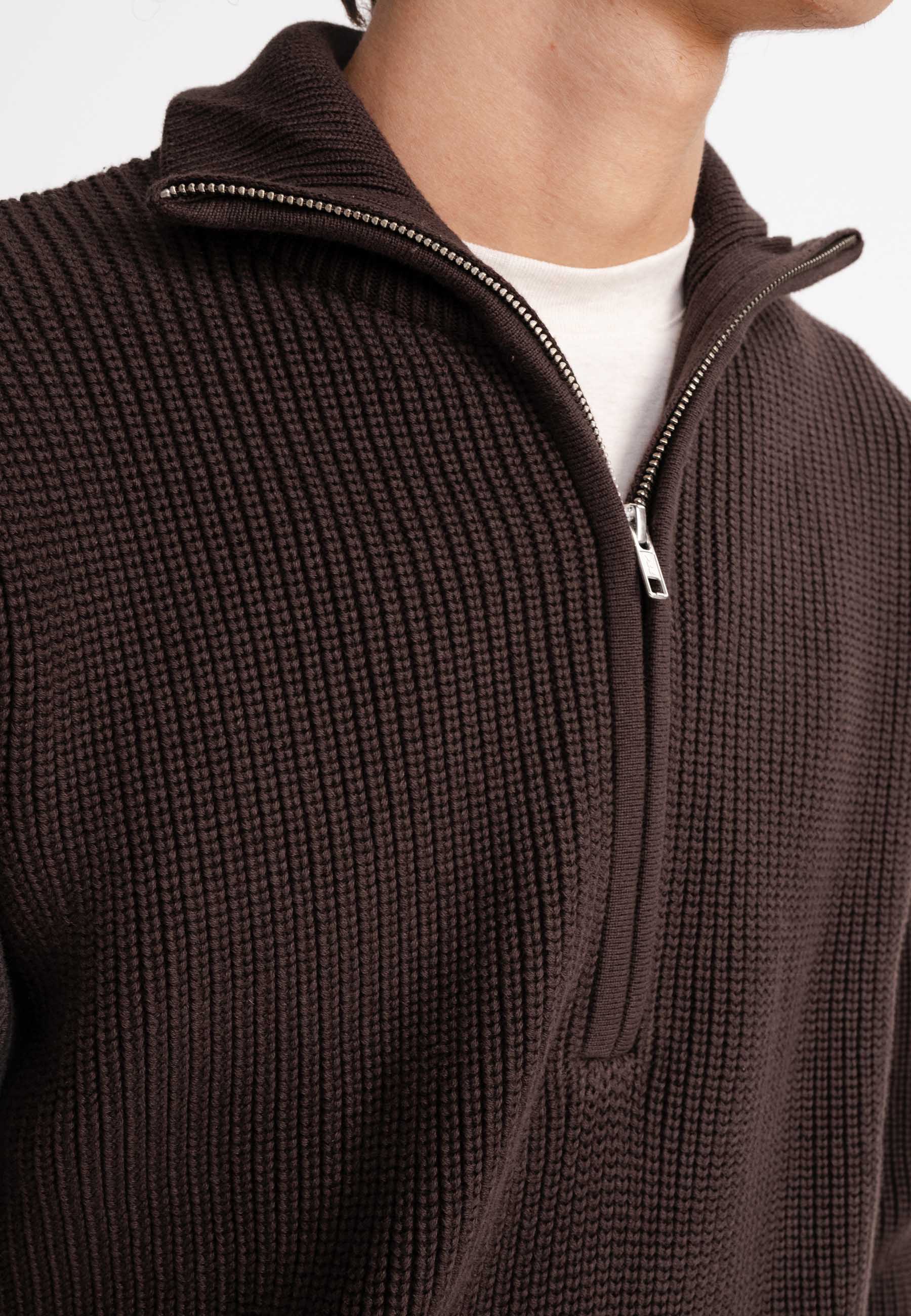 Rollkragen-Pullover Modell: Udai GOTS