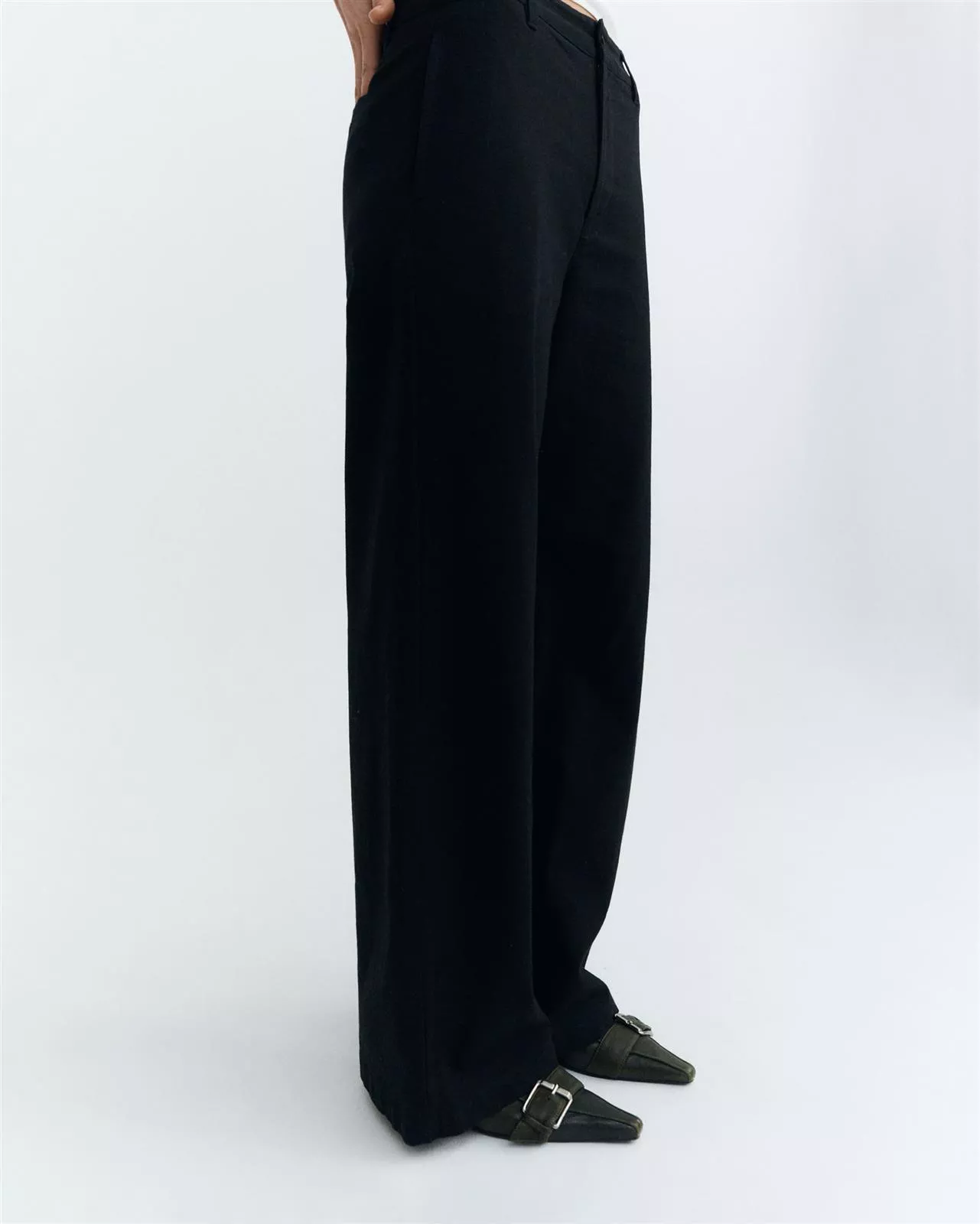Straight Leg Stoffhose Modell: Karina