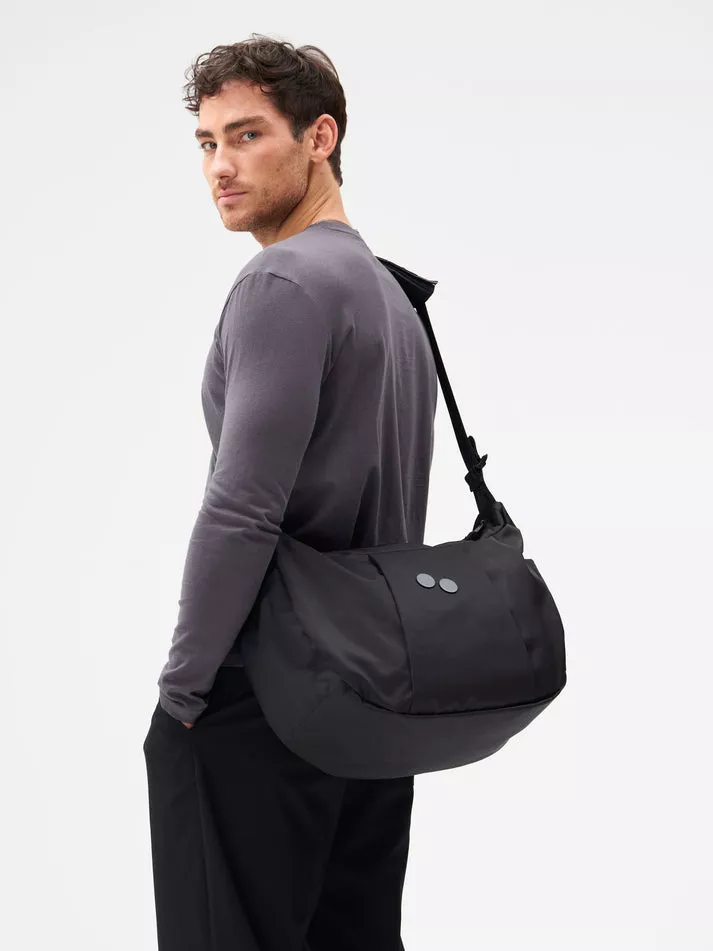 Crossbody Bag Modell: Krumm Large