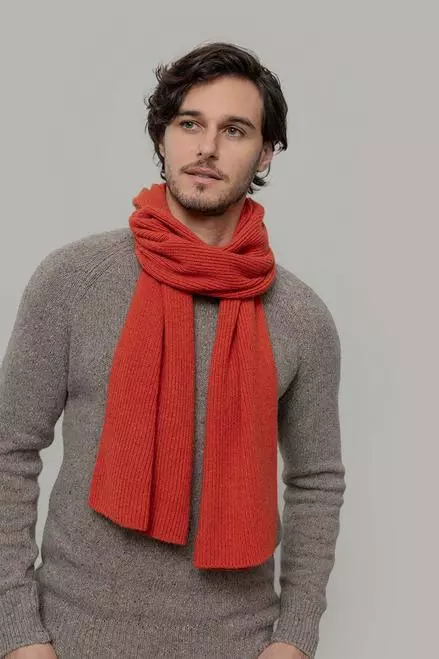 Screenshot 2025-09-30 at 21-57-49 Schal aus recycelter Kaschmirwolle orange Federico - Rifò Kaschmir Rippstrick-Schal Modell: Federico