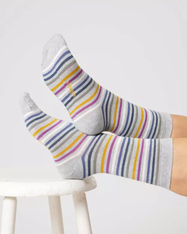 Socken Modell: Multi Stripe