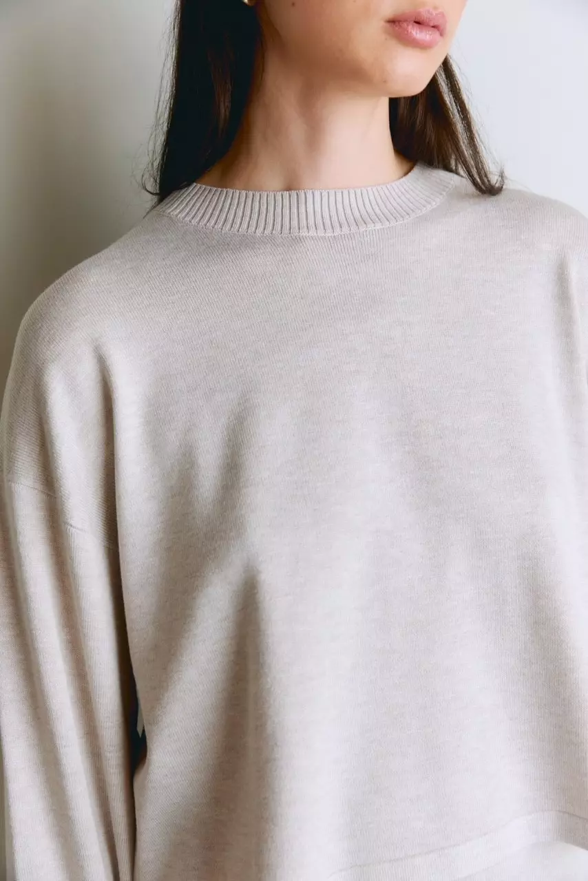 Elvina_Shirt_4 Bambus-Sweater Modell: Elvina