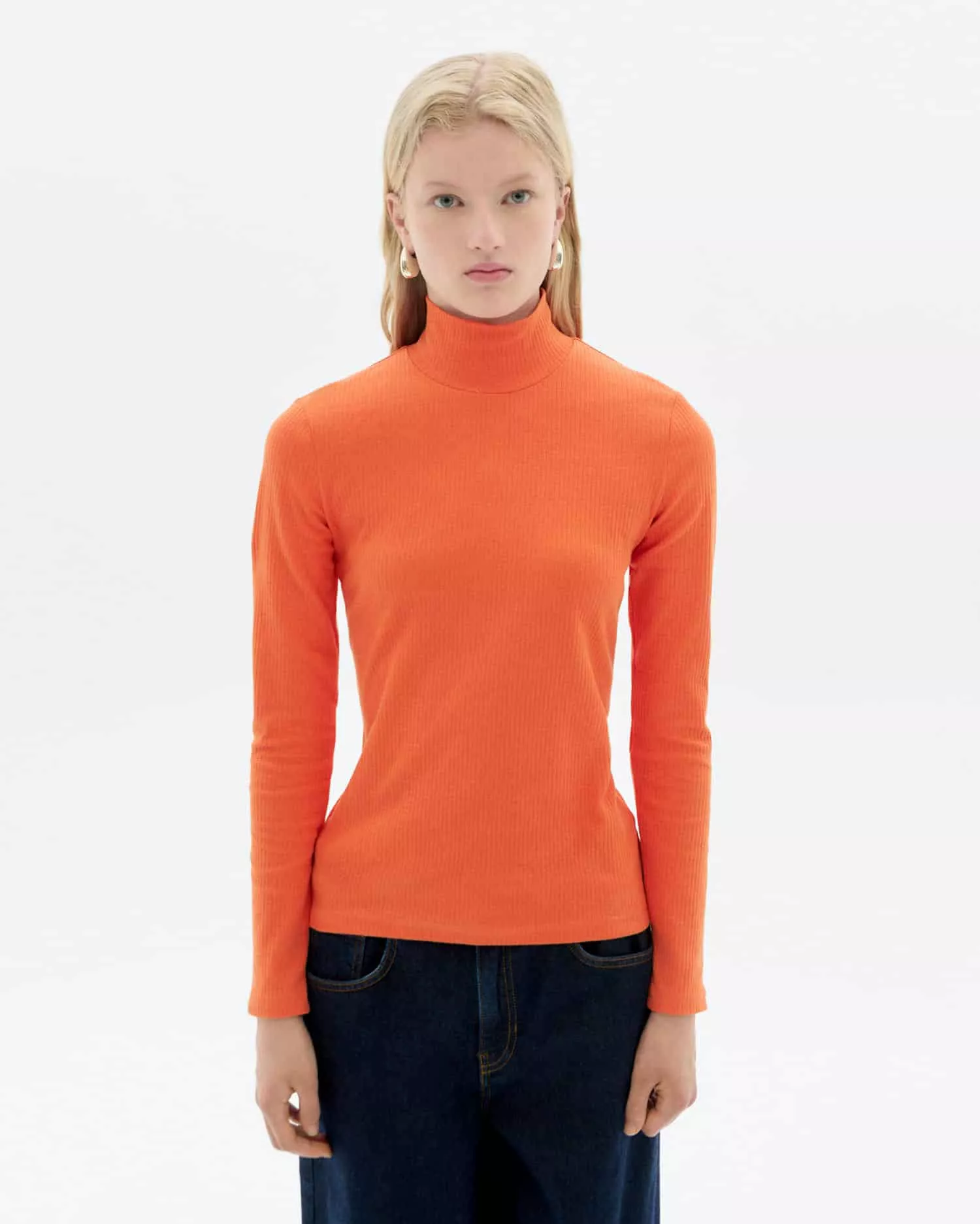 Hanf Longsleeve Modell: Aine