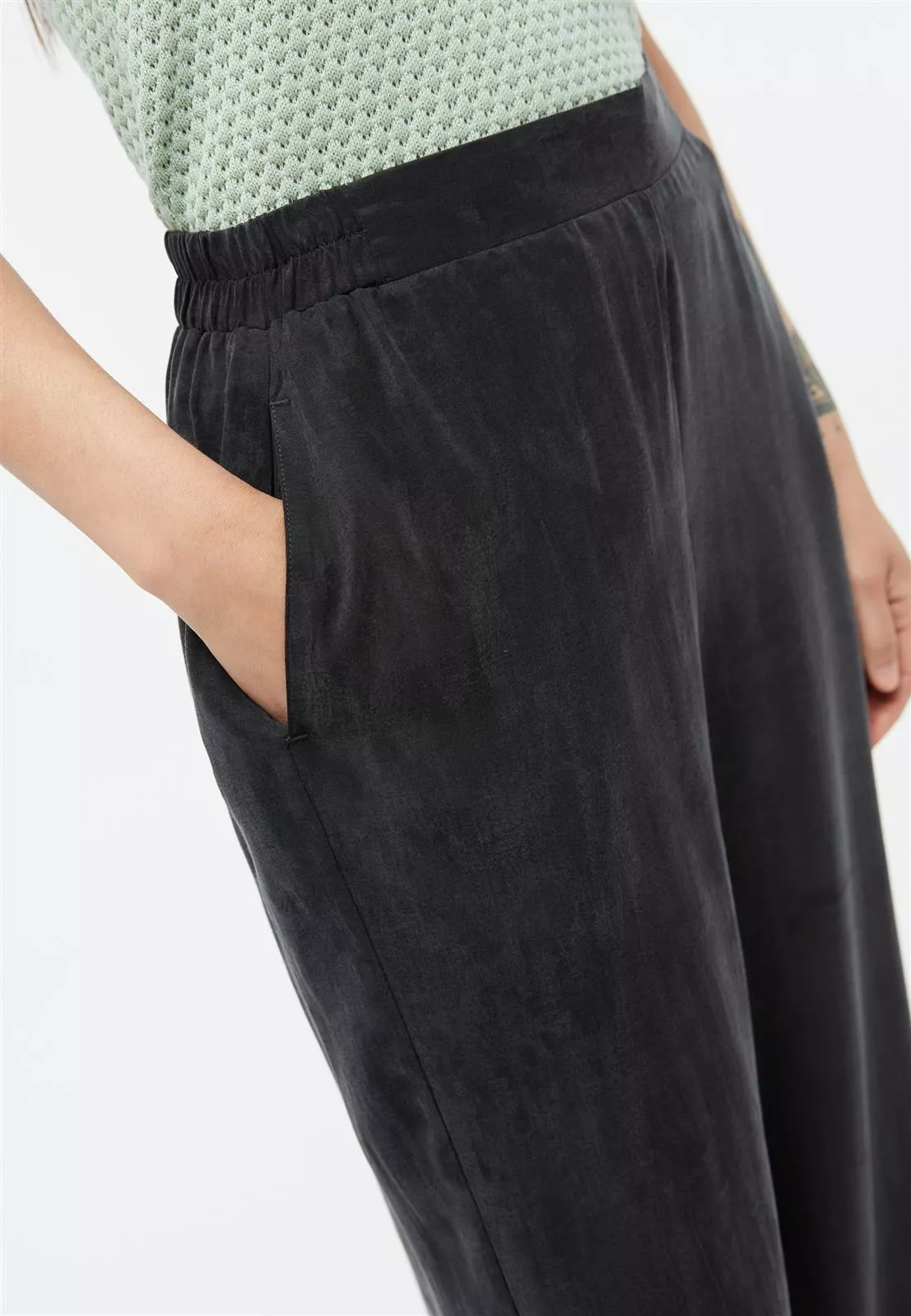 Tencel-Hose Wide Fit Modell: Marla