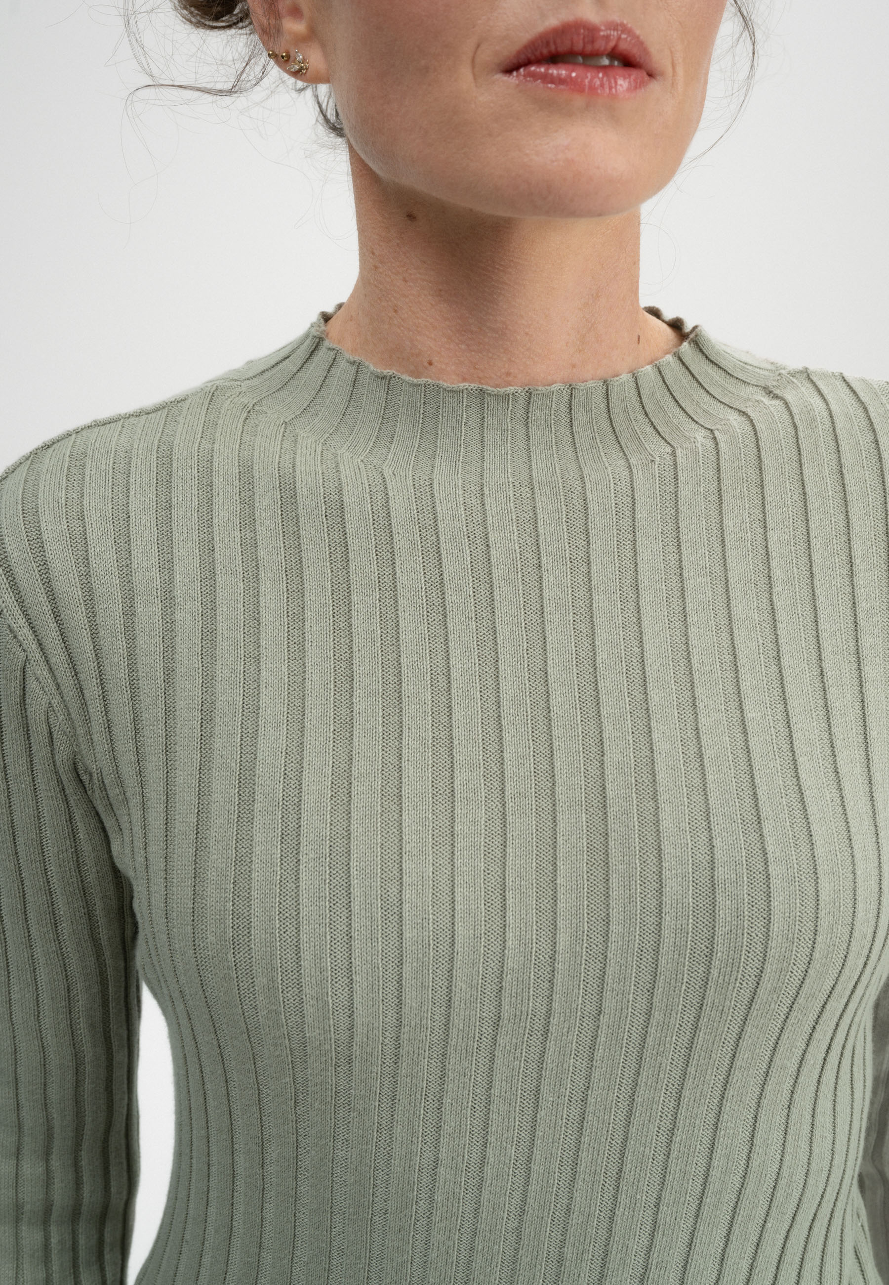 Geripptes Longsleeve Modell: Namari