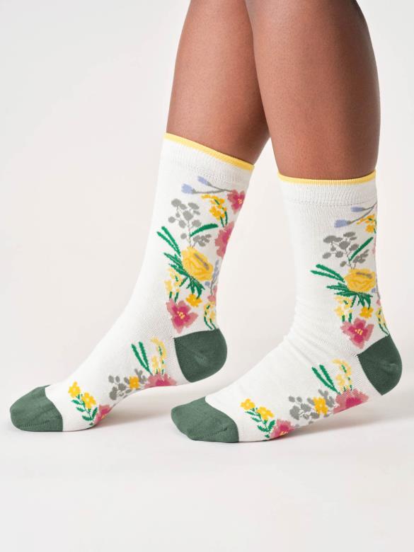 Socken Modell: Climbing Floral