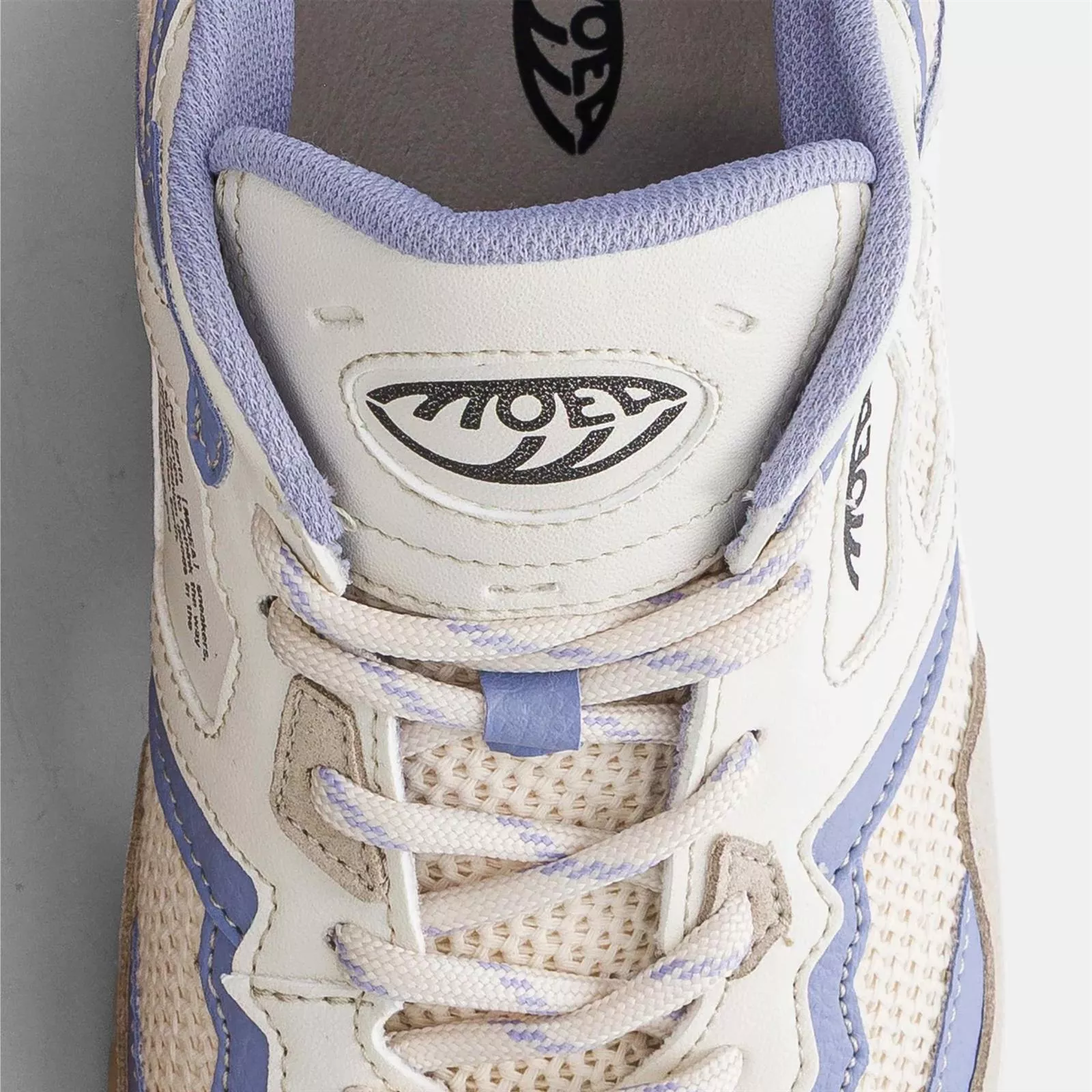 Sneaker Modell: Rush