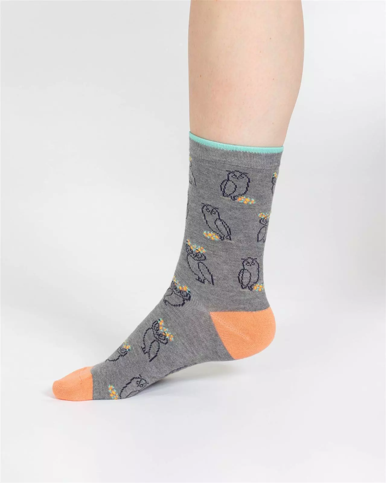 320732_ta335_greyowl_w_6 Socken Modell: Outline Animal